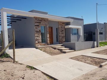 Casa a estrenar en Vista Oliva