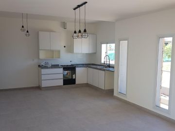 Casa a estrenar en Vista Oliva