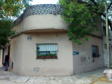 Casa - Valentin Alsina - Venta - terraza - patio - esquina - 3 ambientes - Galpón
