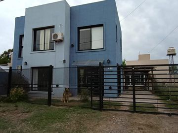 Casa en venta - 3 dormitorios 2 baños - patio - 340 mts 2- General Belgrano