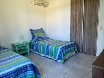 Pinamar, La herradura casa en venta