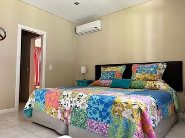Pinamar, La herradura casa en venta