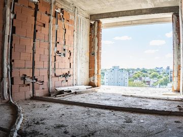 Departamento venta -2 dormitorios 2 baños  - 71 mts 2 totales - La Plata-pozo-emprendimiento.