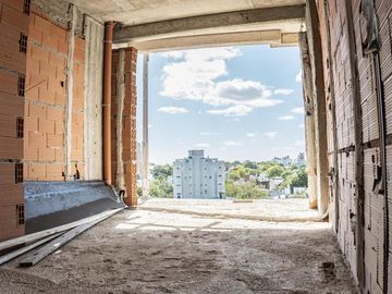 Departamento venta -2 dormitorios 2 baños  - 71 mts 2 totales - La Plata-pozo-emprendimiento.