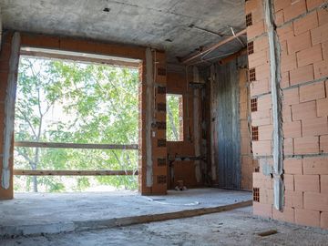 Departamento venta -2 dormitorios 2 baños  - 71 mts 2 totales - La Plata-pozo-emprendimiento.