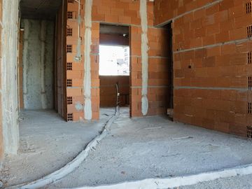 Departamento venta -2 dormitorios 2 baños  - 71 mts 2 totales - La Plata-pozo-emprendimiento.