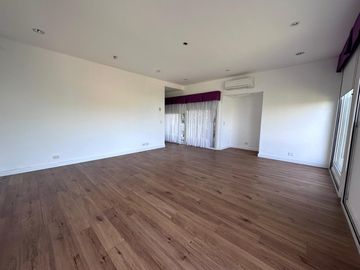 Gran Casa en La Alameda Nordelta en alquiler anual 9 ambientes