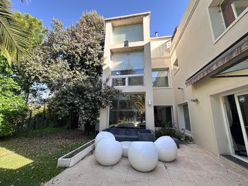 Gran Casa en La Alameda Nordelta en alquiler anual 9 ambientes
