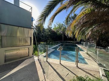 Gran Casa en La Alameda Nordelta en alquiler anual 9 ambientes
