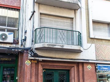 VENTA / PERMUTA Departamento de tres dormitorios, piso exclusivo, en el centro de Rosario.