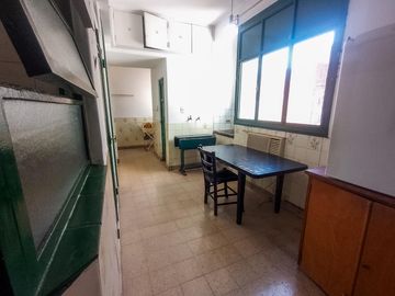 VENTA / PERMUTA Departamento de tres dormitorios, piso exclusivo, en el centro de Rosario.