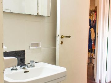 VENTA / PERMUTA Departamento de tres dormitorios, piso exclusivo, en el centro de Rosario.