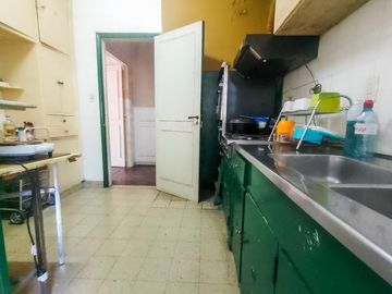 VENTA / PERMUTA Departamento de tres dormitorios, piso exclusivo, en el centro de Rosario.