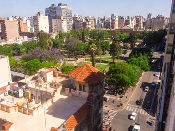 VENTA / PERMUTA Departamento de tres dormitorios, piso exclusivo, en el centro de Rosario.