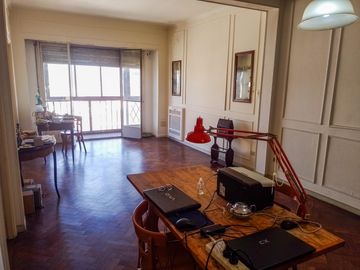 VENTA / PERMUTA Departamento de tres dormitorios, piso exclusivo, en el centro de Rosario.