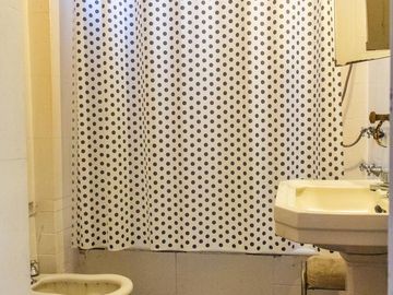 VENTA / PERMUTA Departamento de tres dormitorios, piso exclusivo, en el centro de Rosario.
