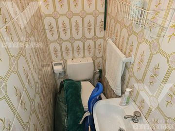 PH de 4 ambientes en Barracas. Balcón al frente, patio y terraza de uso exclusivo.