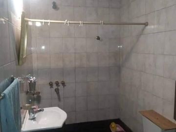 Departamento en venta - 3 dormitorios 1 baño - 85mts2 - Barracas