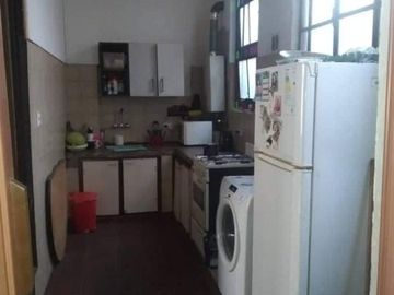 Departamento en venta - 3 dormitorios 1 baño - 85mts2 - Barracas