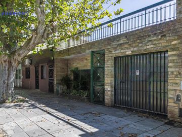 Venta Casa 6 AMB en Villa Urquiza, Capital Federal.