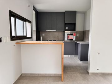 Venta duplex  en Arguello