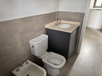 Venta duplex  en Arguello