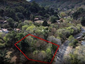 LA CUMBRE LOTE SOBRE CALLE BARTOLOME JAIME