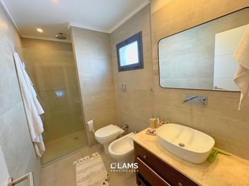 Departamento 4 ambientes con cochera - A estrenar - Chauvin