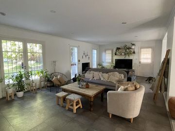 Casa en venta 4 amb en  Barrio Parque Leloir
