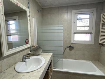 Casa en venta 4 amb en  Barrio Parque Leloir