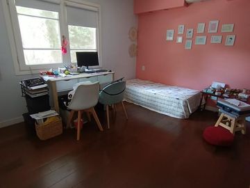 Casa en venta 4 amb en  Barrio Parque Leloir