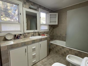 Casa en venta 4 amb en  Barrio Parque Leloir