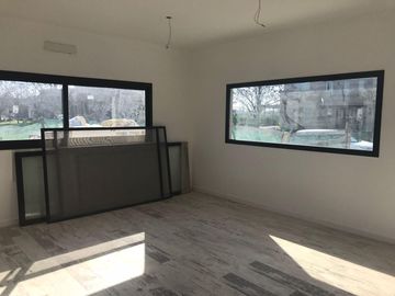 Casa en EL Canton Norte a la Laguna PG a estrenar con piscina