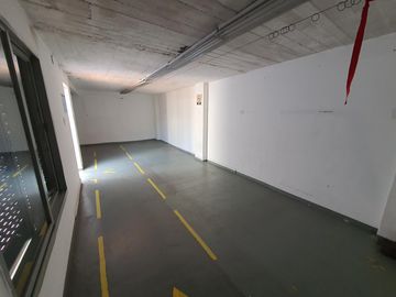 Depósito en  planta alta en lomas de zamora