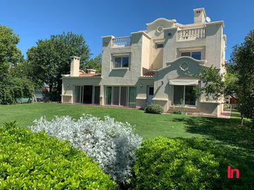 COUNTRY AYRES DEL SUR - CASA EN VENTA