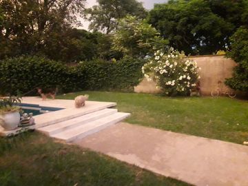 Casa en venta - 3 Dormitorios 1 Baño - Cochera - 600Mts2 - Nueve de Julio