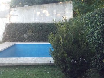 Casa en venta - 3 Dormitorios 1 Baño - Cochera - 600Mts2 - Nueve de Julio