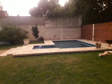 Casa en venta - 3 Dormitorios 1 Baño - Cochera - 600Mts2 - Nueve de Julio