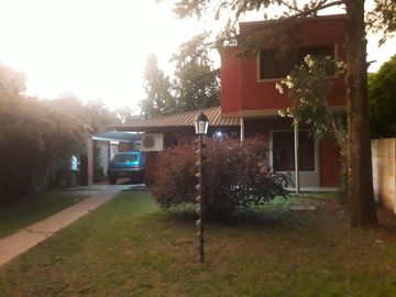Casa en venta - 3 Dormitorios 1 Baño - Cochera - 600Mts2 - Nueve de Julio