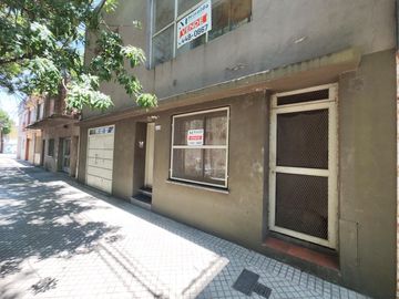 Venta Casa 4 Dormitorios Jardin Cochera