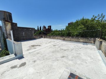 Venta Casa 4 Dormitorios Jardin Cochera