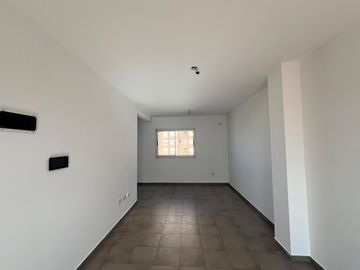 Local comercial a la venta en Wilde