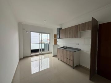 Local comercial a la venta en Wilde