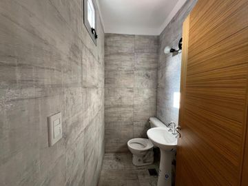 Local comercial a la venta en Wilde