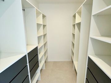¡Hermosa casa a estrenar en Santa Elena - Pilar del Este!