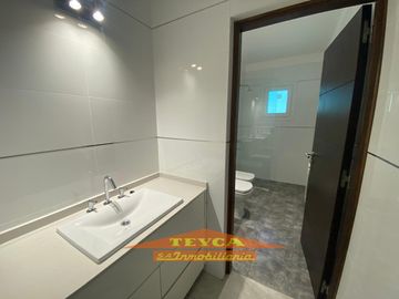 Casa en Centro Playa, 4 ambientes a ESTRENAR!!!