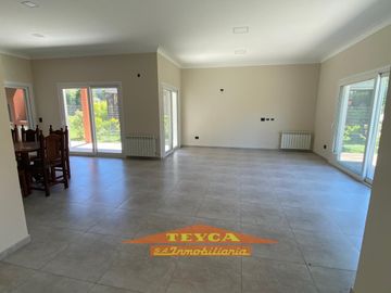 Casa en Centro Playa, 4 ambientes a ESTRENAR!!!