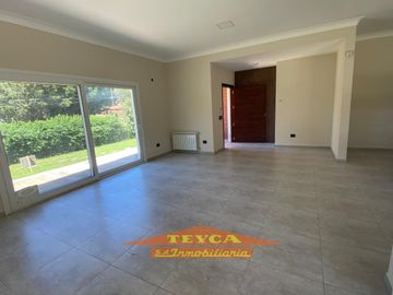 Casa en Centro Playa, 4 ambientes a ESTRENAR!!!