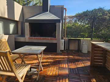 Casa en zona colegio Bilingue
