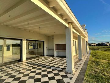Casa en venta Estancia Villa María Canning